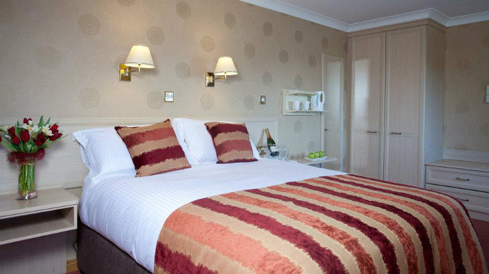 Lodge Hotel Coleraine Bagian luar foto